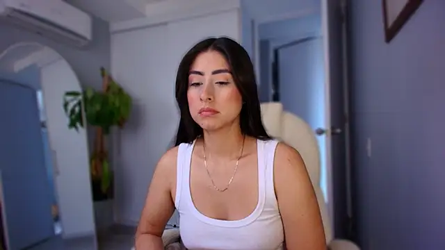 auroracaruso11 online show from October 2025 08:18:02 PM