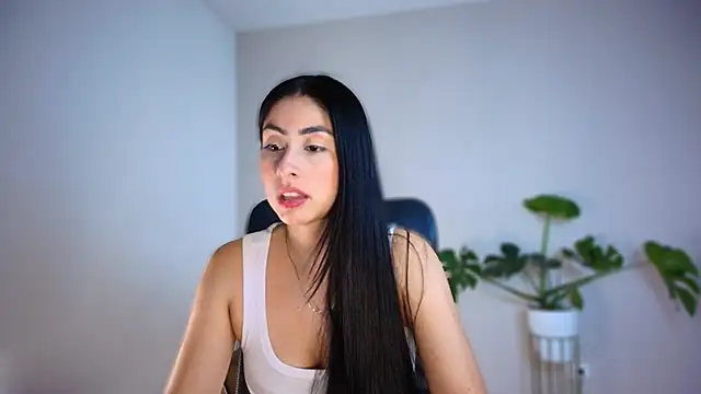 auroracaruso11 online show from March 2026 08:14:02 PM