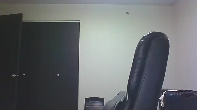 Stayinalive1992 online show from March 2026 02:39:02 AM