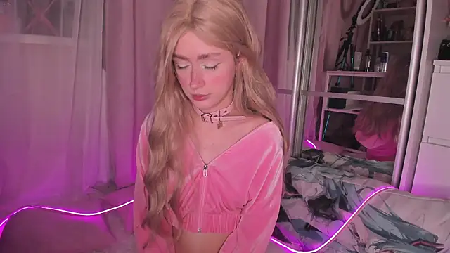 Snapshot of -bae chatting on November 2025 03:55:01 PM -bae online show from November 2025 03:55:01 PM