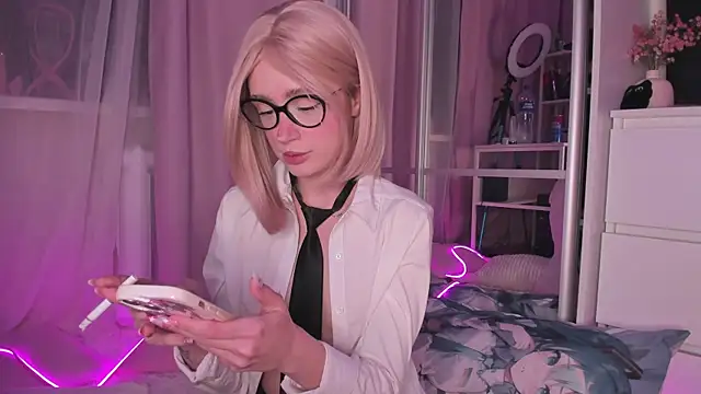 Snapshot of -bae chatting on November 2025 04:07:02 PM -bae online show from November 2025 04:07:02 PM