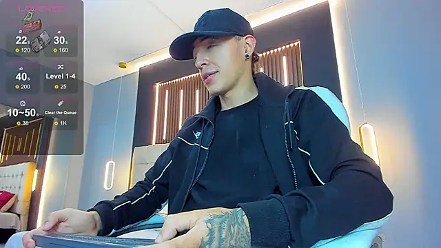 Lobo 17  online show from March 2026 03:35:02 AM