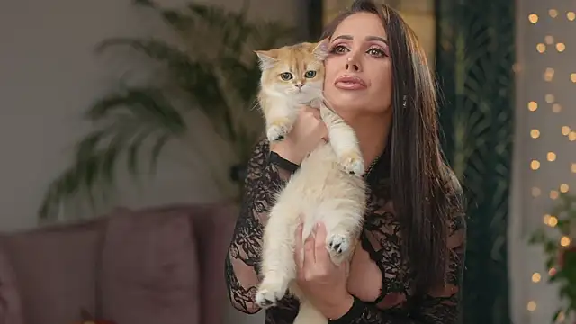 Snapshot of EllisSkyler chatting on September 2025 08:41:02 PM EllisSkyler online show from September 2025 08:41:02 PM