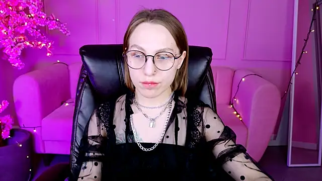 AphexQueen online show from January 2025 12:16:01 PM