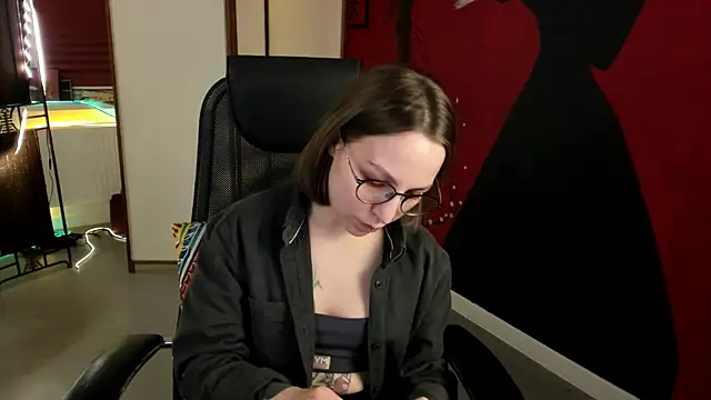 AphexQueen online show from March 2025 04:06:02 PM