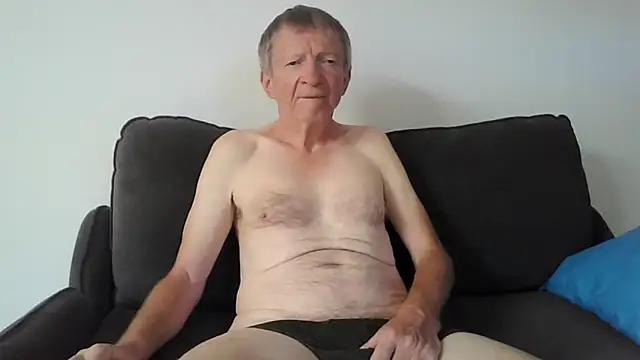 Snapshot of naturiste974 chatting on December 2025 07:58:02 AM naturiste974 online show from December 2025 07:58:02 AM