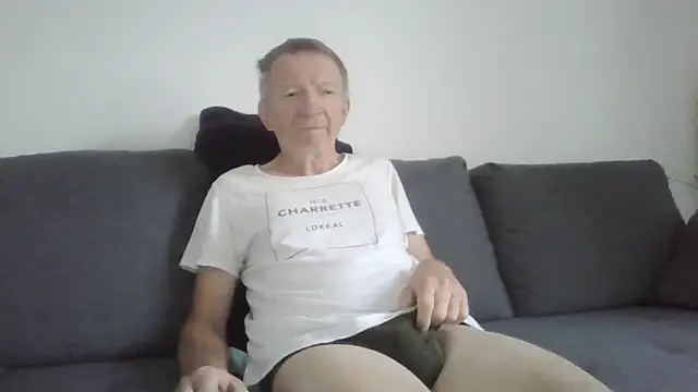 naturiste974 online show from June 2026 04:48:02 AM