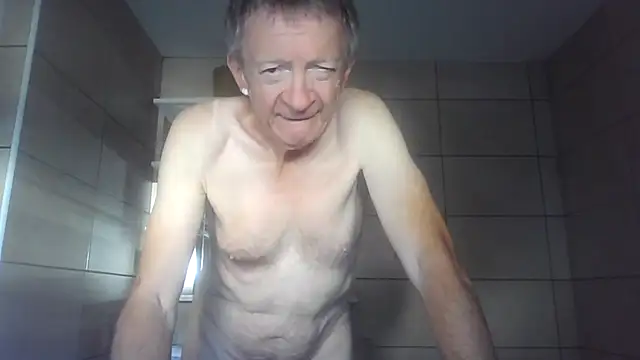 Snapshot of naturiste974 chatting on June 2026 07:58:01 AM naturiste974 online show from June 2026 07:58:01 AM