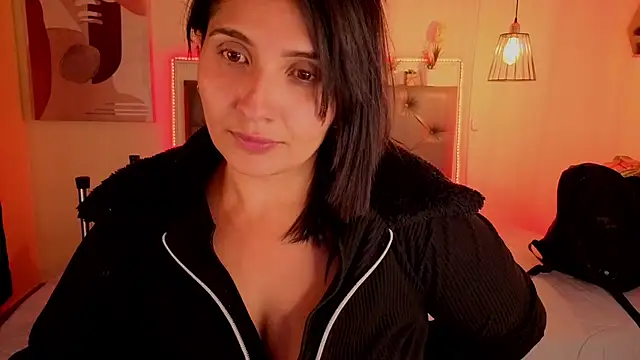 emily leinner online show from July 2026 12:31:02 AM