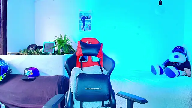 Snapshot of twink_sebas_ chatting on November 2025 02:39:02 PM twink sebas online show from November 2025 02:39:02 PM