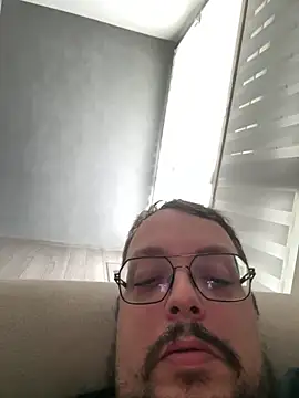 Snapshot of junior49280 chatting on October 2025 01:51:02 PM junior49280 online show from October 2025 01:51:02 PM