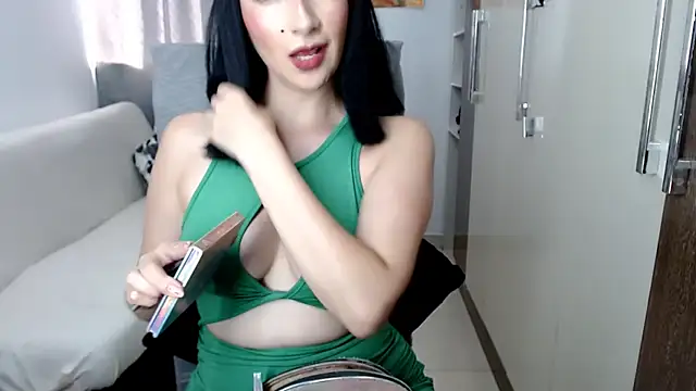 Laura-pervert online show from November 2025 09:06:02 PM