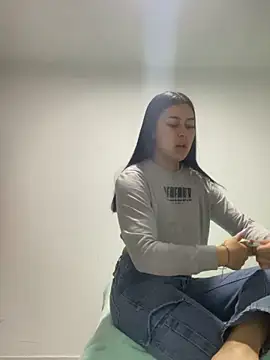 emily 22x online show from October 2025 02:24:02 PM