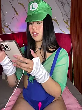 emily 22x online show from October 2025 10:44:02 PM