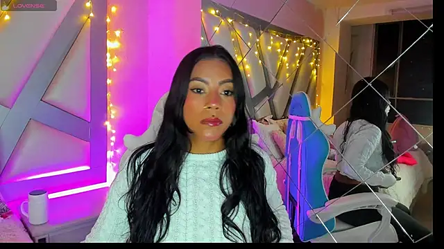 Snapshot of Amber_villalobos_ chatting on February 2025 04:03:01 AM Amber villalobos online show from February 2025 04:03:01 AM