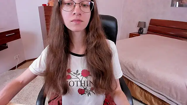 Snapshot of Pantyhose_Mila chatting on October 2025 07:16:02 PM Pantyhose Mila online show from October 2025 07:16:02 PM