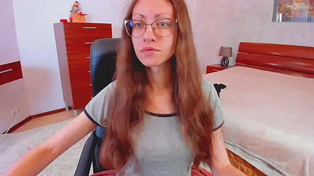 Snapshot of Pantyhose_Mila chatting on October 2025 07:03:02 PM Pantyhose Mila online show from October 2025 07:03:02 PM