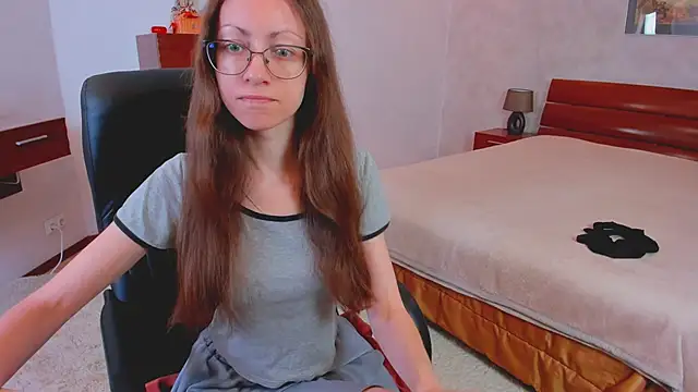 Snapshot of Pantyhose_Mila chatting on October 2025 08:04:02 PM Pantyhose Mila online show from October 2025 08:04:02 PM