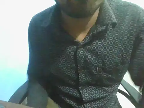 Ishan003 online show from November 2025 02:28:01 PM