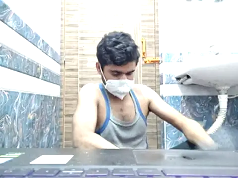 Ishan003 online show from February 2026 01:54:01 PM