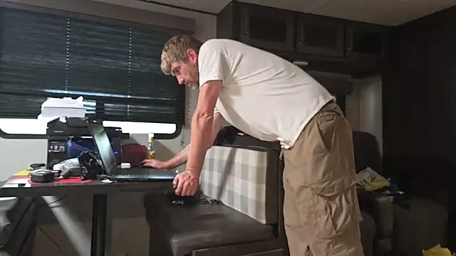 Snapshot of Cobra500hp chatting on October 2025 06:06:01 PM Cobra500hp online show from October 2025 06:06:01 PM