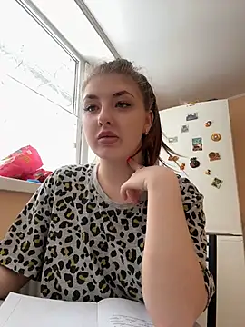 Snapshot of sexyy_girl_ chatting on December 2024 09:03:01 AM sexyy girl online show from December 2024 09:03:01 AM