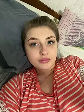 Snapshot of sexyy_girl_ chatting on December 2024 05:11:01 PM sexyy girl online show from December 2024 05:11:01 PM