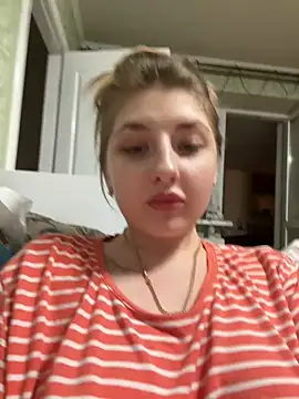 Snapshot of sexyy_girl_ chatting on January 2025 04:34:01 PM sexyy girl online show from January 2025 04:34:01 PM