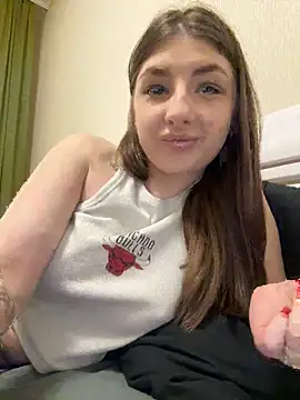 Snapshot of sexyy_girl_ chatting on November 2025 11:45:01 AM sexyy girl online show from November 2025 11:45:01 AM