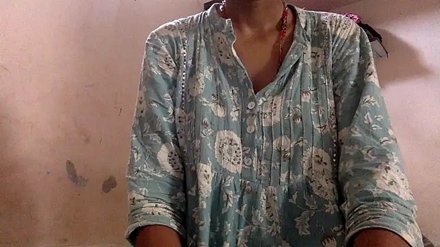Shalu79 online show from July 2026 05:57:01 AM