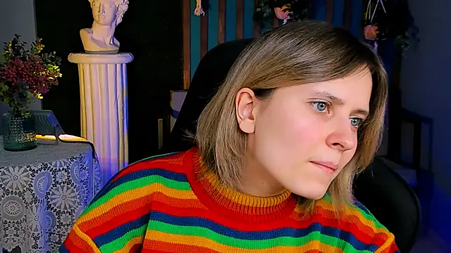 Snapshot of LolaAsmus chatting on January 2025 12:18:01 PM LolaAsmus online show from January 2025 12:18:01 PM