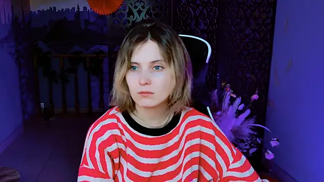 Snapshot of LolaAsmus chatting on February 2025 05:09:01 AM LolaAsmus online show from February 2025 05:09:01 AM