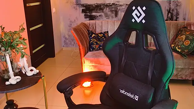 LolaAsmus online show from March 2025 05:13:01 AM