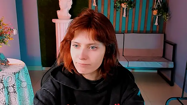 Snapshot of LolaAsmus chatting on March 2025 07:30:02 AM LolaAsmus online show from March 2025 07:30:02 AM