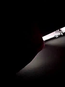 Snapshot of Jovende28 chatting on November 2025 05:12:02 PM Jovende28 online show from November 2025 05:12:02 PM