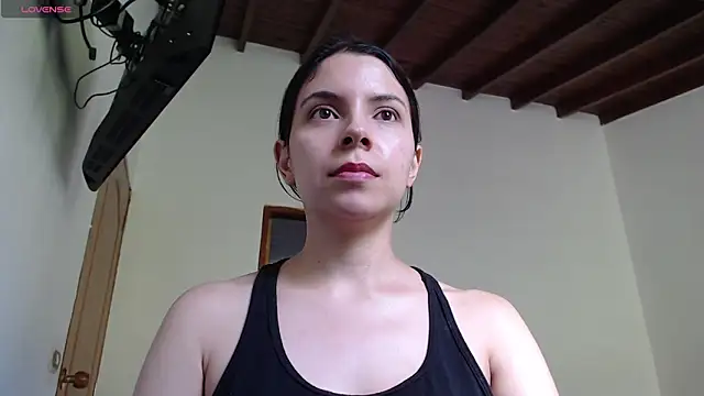 Snapshot of Otilia_Sigrid chatting on February 2025 04:16:01 PM Otilia Sigrid online show from February 2025 04:16:01 PM