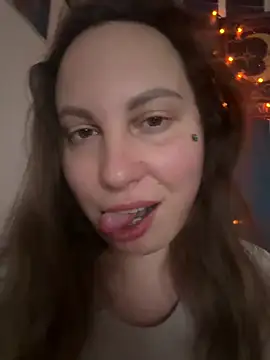 Snapshot of Yanacool007 chatting on February 2026 09:05:02 AM Yanacool007 online show from February 2026 09:05:02 AM