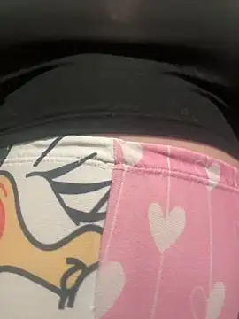 Snapshot of Yanacool007 chatting on March 2026 07:03:02 AM Yanacool007 online show from March 2026 07:03:02 AM