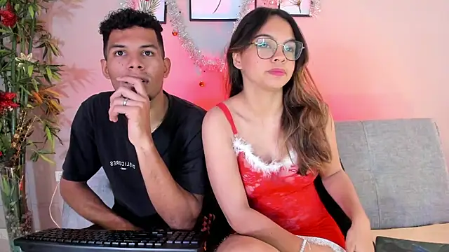 Snapshot of miaa_lux chatting on December 2024 04:35:02 PM miaa lux online show from December 2024 04:35:02 PM