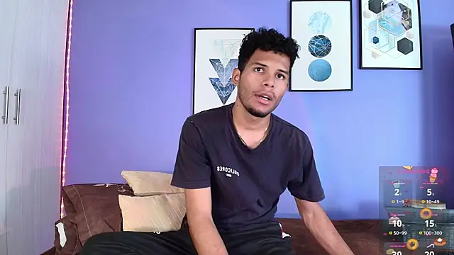 Snapshot of miaa_lux chatting on February 2025 07:03:01 PM miaa lux online show from February 2025 07:03:01 PM