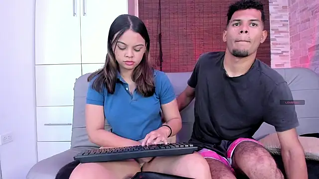 Snapshot of miaa_lux chatting on March 2025 10:05:02 PM miaa lux online show from March 2025 10:05:02 PM