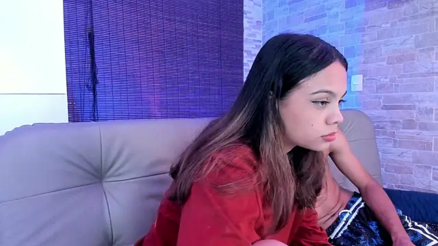 Snapshot of miaa_lux chatting on March 2025 09:59:01 PM miaa lux online show from March 2025 09:59:01 PM