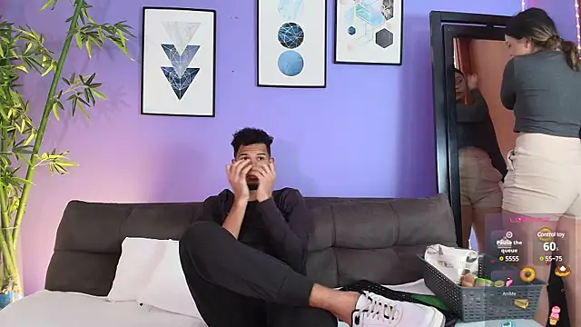 Snapshot of miaa_lux chatting on March 2025 12:30:02 PM miaa lux online show from March 2025 12:30:02 PM