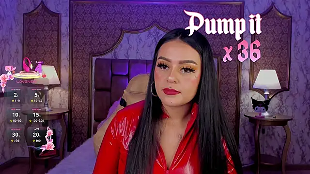 SoffiQueen online show from October 2025 06:49:02 PM