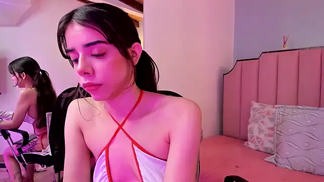 Snapshot of petty_effy chatting on November 2025 08:57:01 PM petty effy online show from November 2025 08:57:01 PM