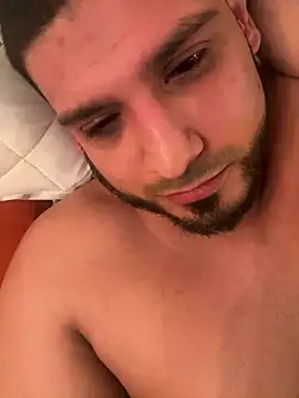 Snapshot of Insaneskillzz69 chatting on December 2024 10:04:01 PM Insaneskillzz69 online show from December 2024 10:04:01 PM