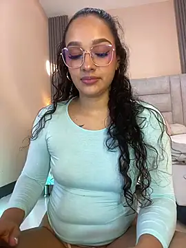 EMILYY FOXY online show from June 2026 07:03:02 PM
