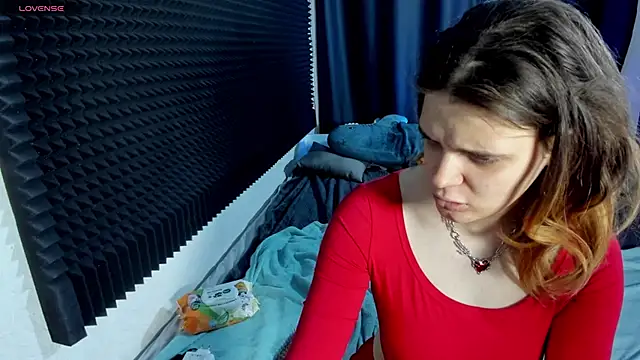 Snapshot of KIKI_Krash chatting on February 2026 10:47:02 AM KIKI Krash online show from February 2026 10:47:02 AM