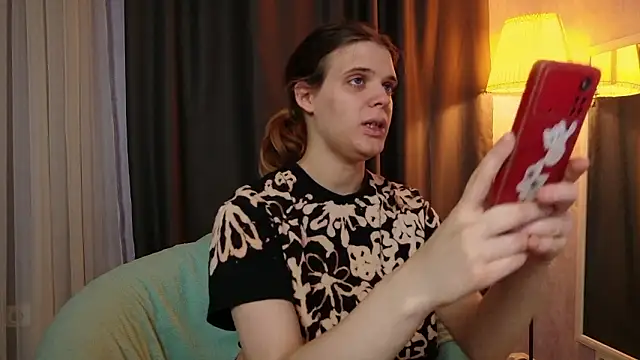 Snapshot of KIKI_Krash chatting on March 2026 10:54:02 AM KIKI Krash online show from March 2026 10:54:02 AM