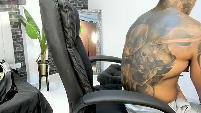 Dantesuarez28 online show from March 2026 02:50:01 AM